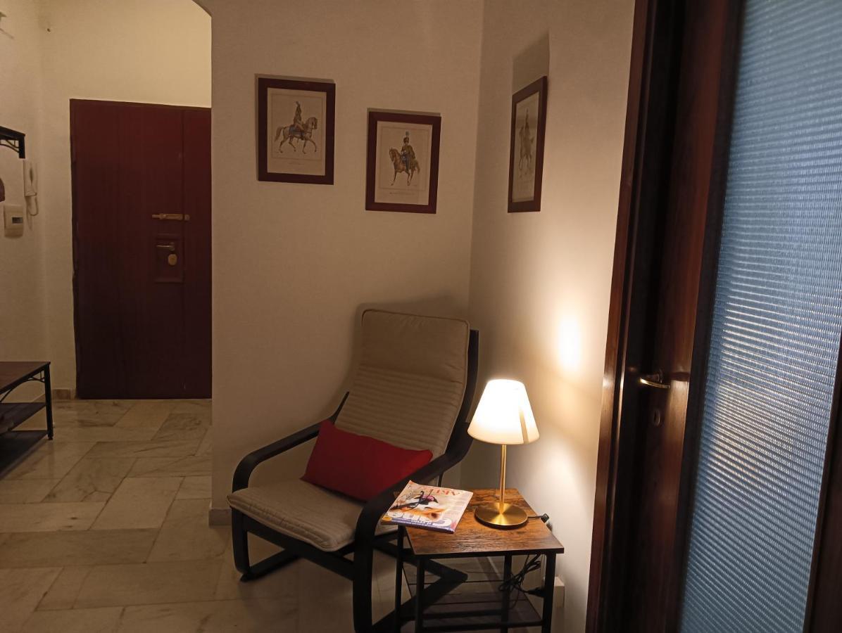 Laura Domus Appartement Portici Buitenkant foto