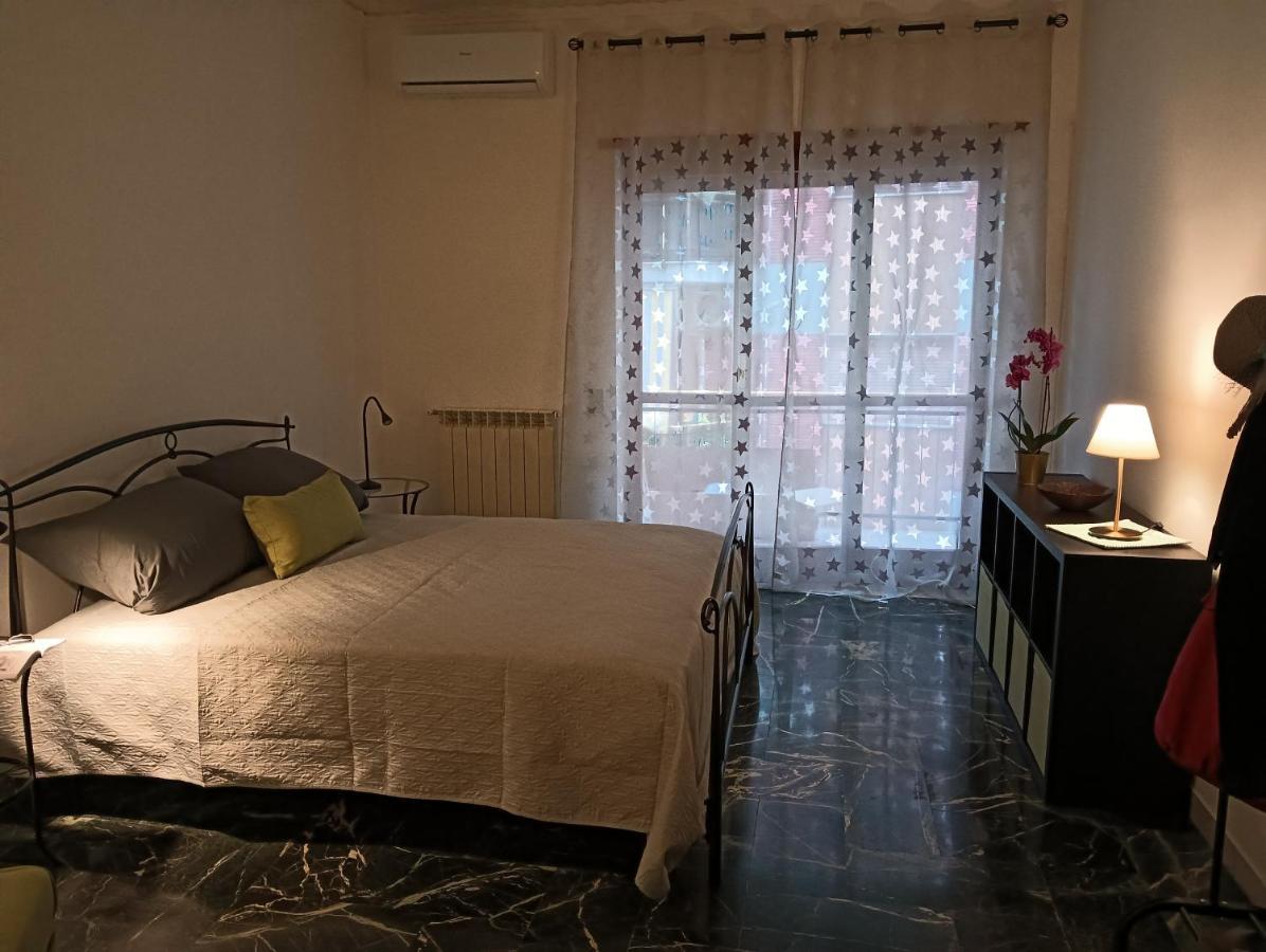 Laura Domus Appartement Portici Buitenkant foto
