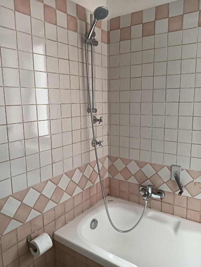 Laura Domus Appartement Portici Buitenkant foto